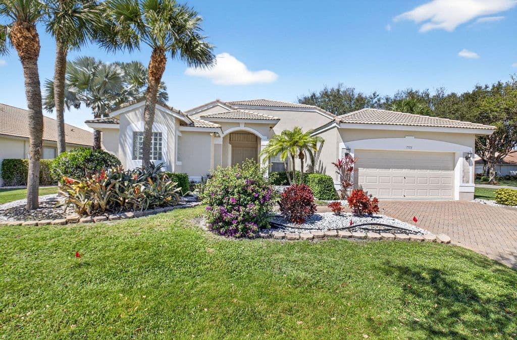 3+1 Müstakil ev — 7713 RINEHART Drive