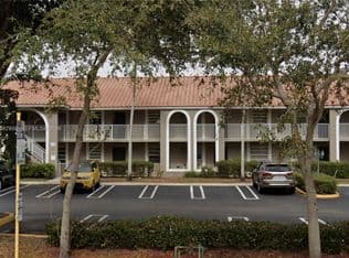 2-bedroom Condo — 11213 Royal Palm Blvd #11213, Pompano Beach, 33065