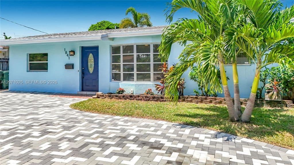 2-bedroom Single-Family Home — 1841 NW 33rd Ct