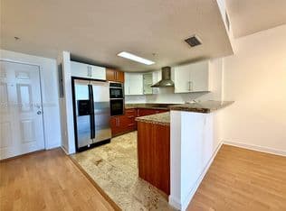 1-bedroom Condo — 170 SE 14th St APT 2906, Miami, 33131