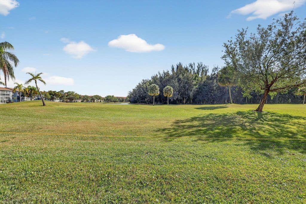 2+1 Condo — 12500 SW 6th Street #110n