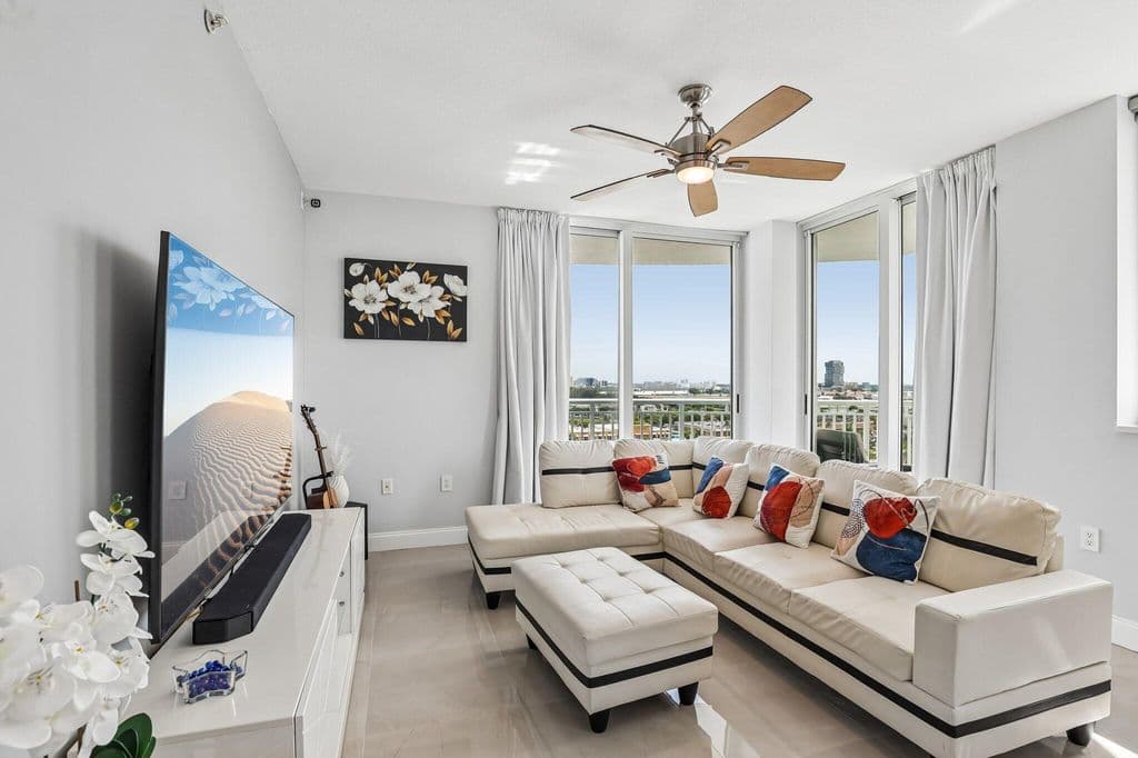 2+1 Condo — 1755 E Hallandale Beach Boulevard #1207 E