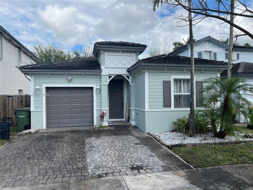 3-bedroom Single-Family Home — 195 NE 36th Ter