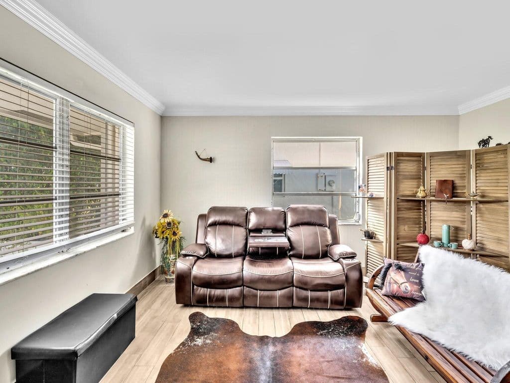 2-bedroom Single-Family Home — 1907 SW 22ND Avenue