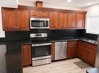 2+1 Müstakil ev — 725 BANKS Road, Margate, 33063