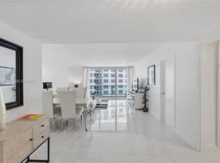 1+1 Condo — 5151 Collins Ave APT 1027, Miami Beach, 33140