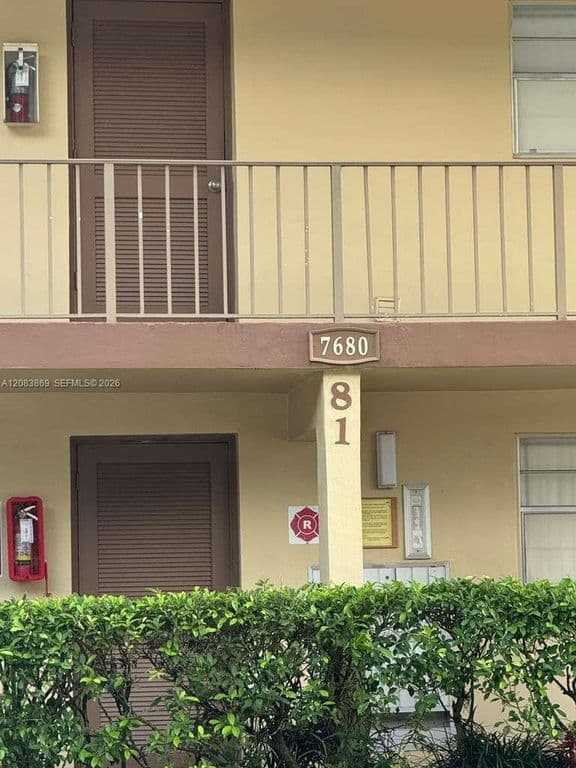 2+1 Condo — 7680 NW 1st St APT 107