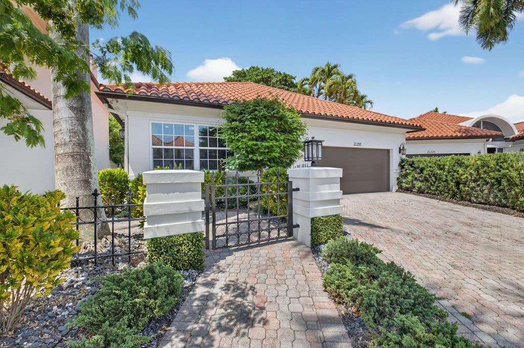 3-bedroom Single-Family Home — 21237 Harrow Court