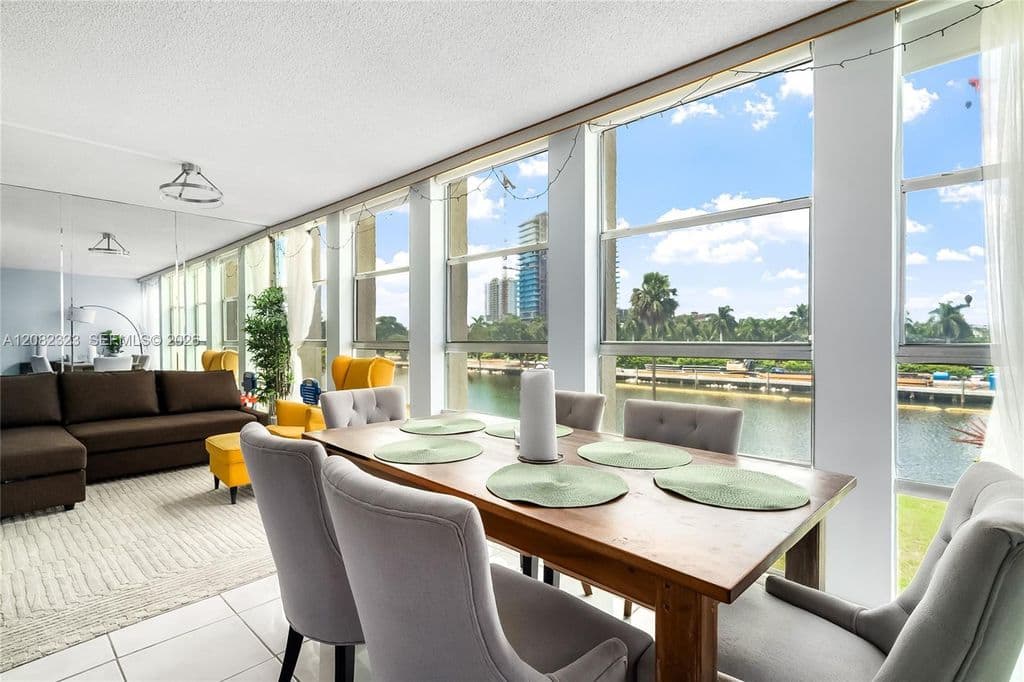 2+1 Condo — 601 Three Islands Blvd APT 304