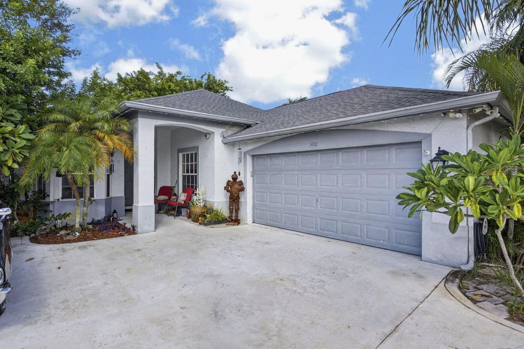 4-bedroom Single-Family Home — 1480 Lake Breeze Drive