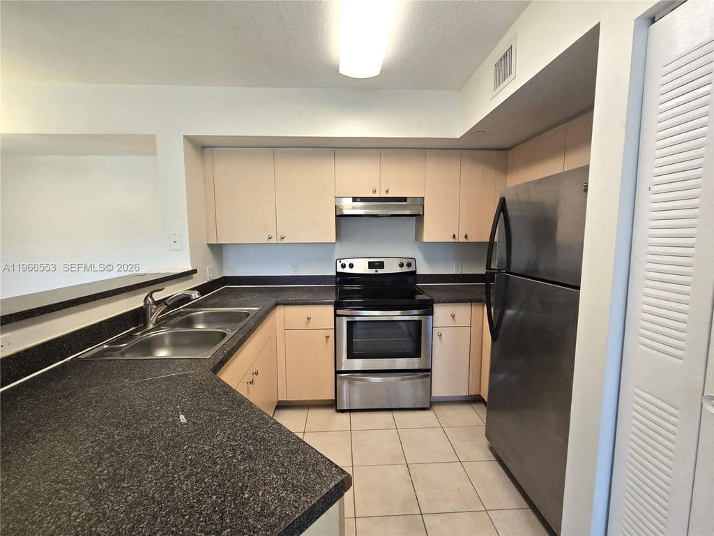 2+1 Condo — 4180 San Marino Blvd APT 106