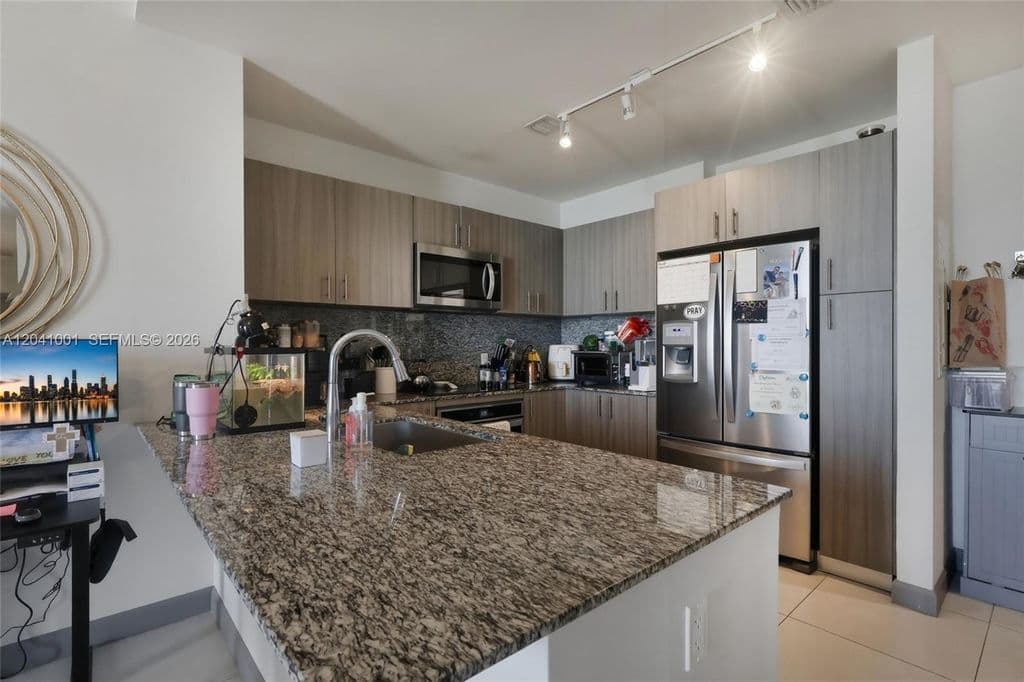 3+1 Condo — 5350 NW 84th Ave #1901