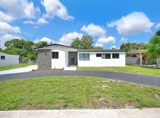 4-bedroom Single-Family Home — 17221 NW 24th Pl, Miami Gardens, 33056