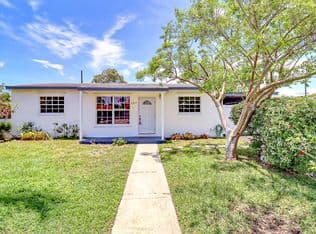 4+1 Müstakil ev — 337 Mid Pines Road, Palm Springs, 33461