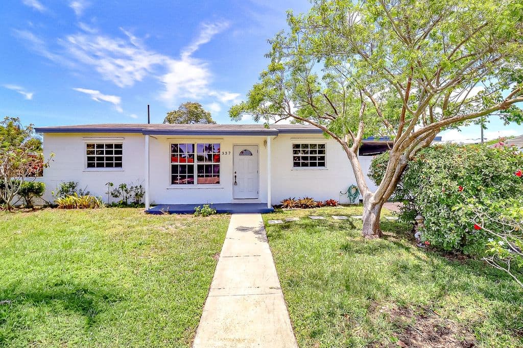 4+1 Müstakil ev — 337 Mid Pines Road