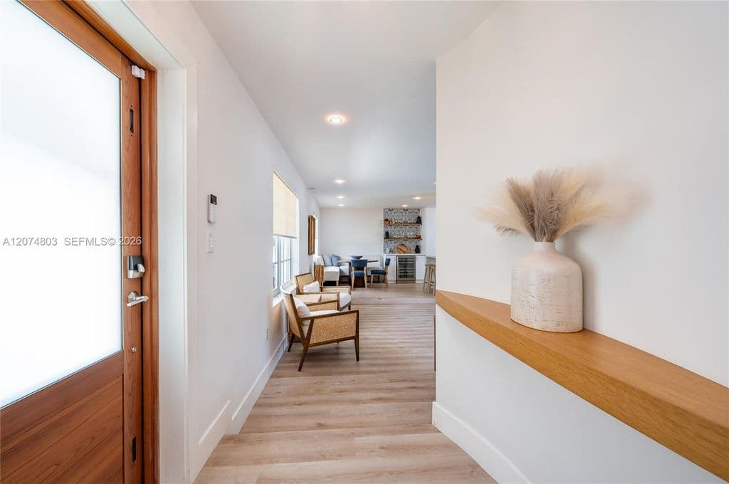 3-bedroom Single-Family Home — 9441 SW 52nd Ter