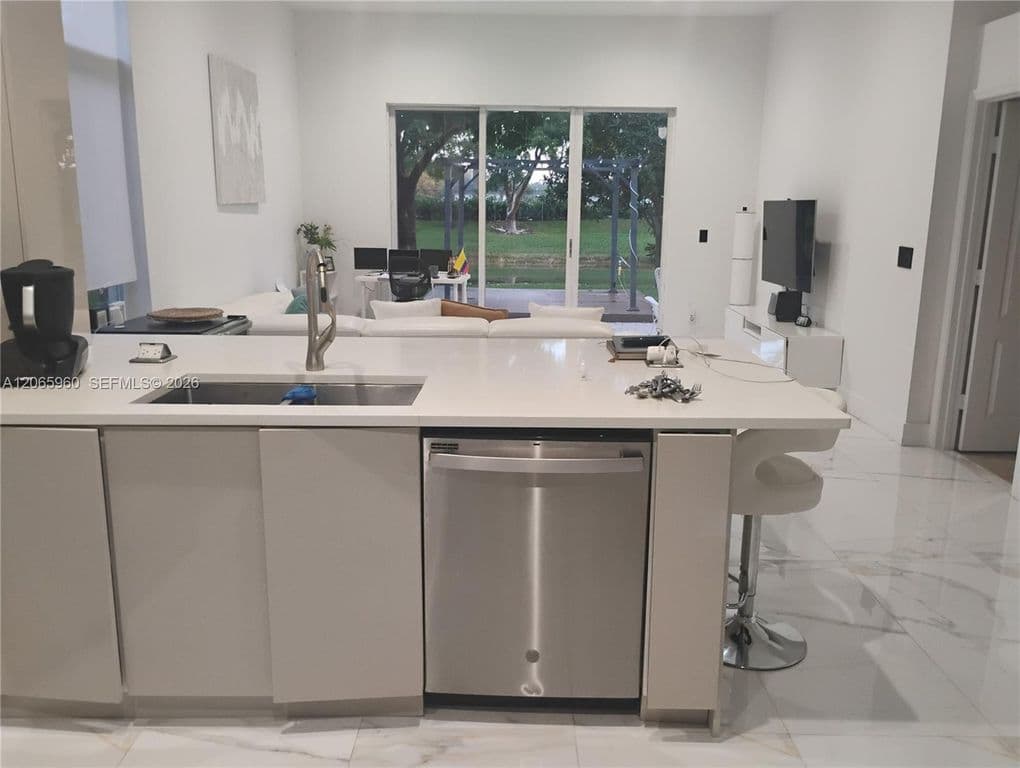 3+1 Müstakil ev — 19353 SW 60th Ct