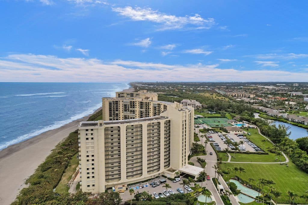 2-bedroom Condo — 400 Ocean Trail Way #308