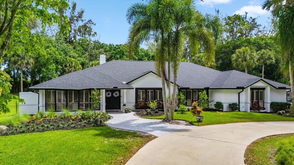 4+1 Müstakil ev — 13275 Garwood Court