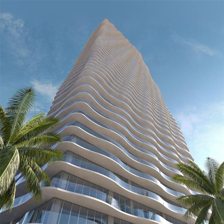 2+1 Condo — 1400 Biscayne Blvd Unit 202