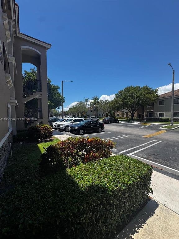 2-bedroom Condo — 22621 SW 88th Pl Unit 302-8