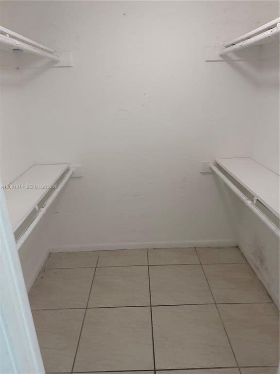 2+1 Condo — 8700 SW 133rd Avenue Rd APT 120