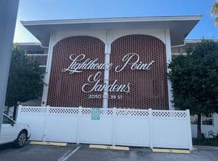 2+1 Condo — 2050 NE 39th Street #211w, Lighthouse Pt, 33064