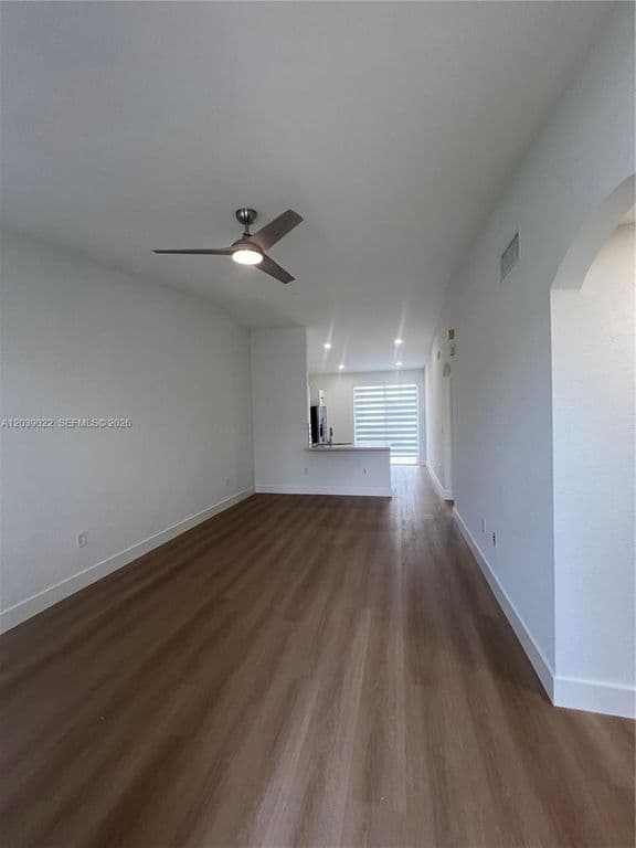 3+1 Mülk — 18739 SW 28th St
