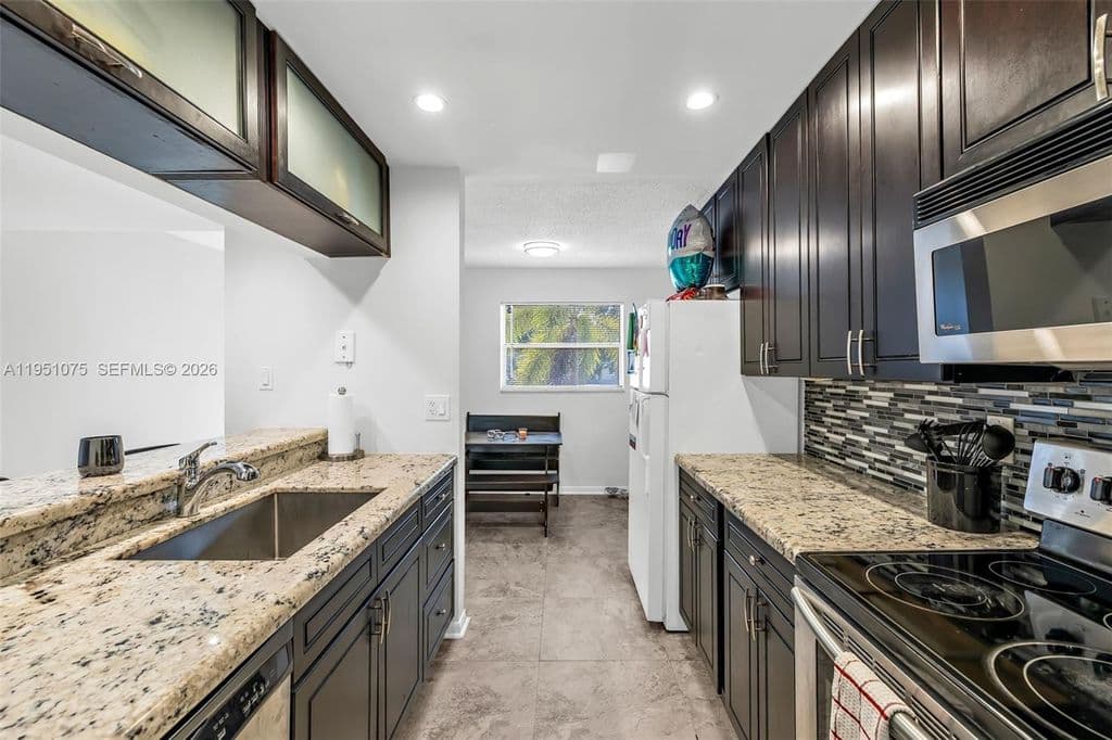 2-bedroom Condo — 10772 La Placida Dr #7203