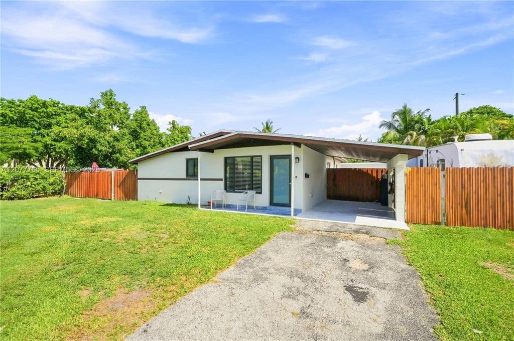 3+1 Müstakil ev — 10125 SW 84th St