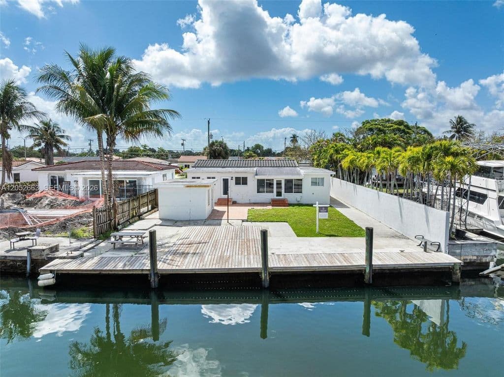 4-bedroom Single-Family Home — 3551 NW 20th St