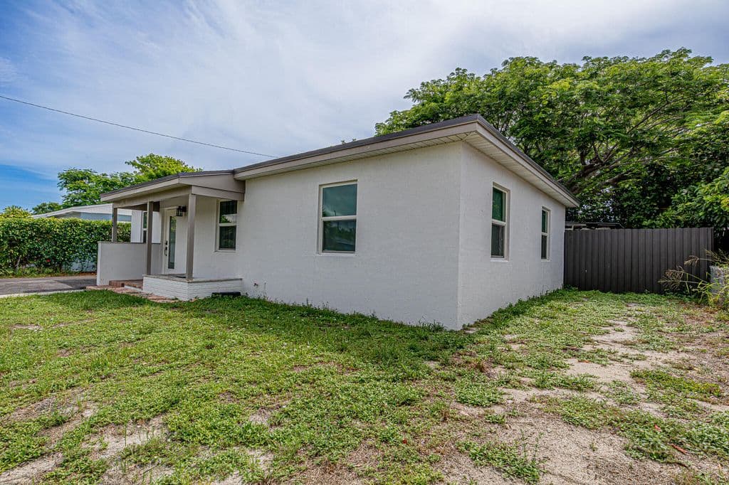 3-bedroom Single-Family Home — 1416 S C Street