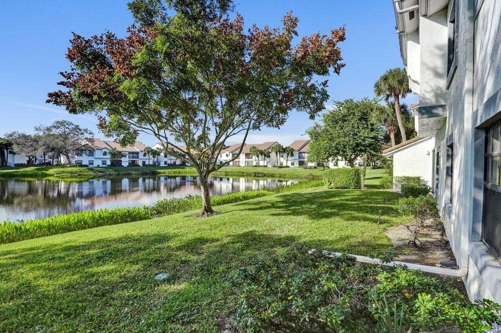 3+1 Condo — 5415 E Verona Drive #I