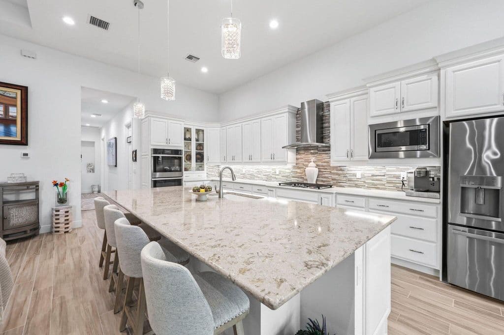 3-bedroom Single-Family Home — 9368 Cantal Circle E