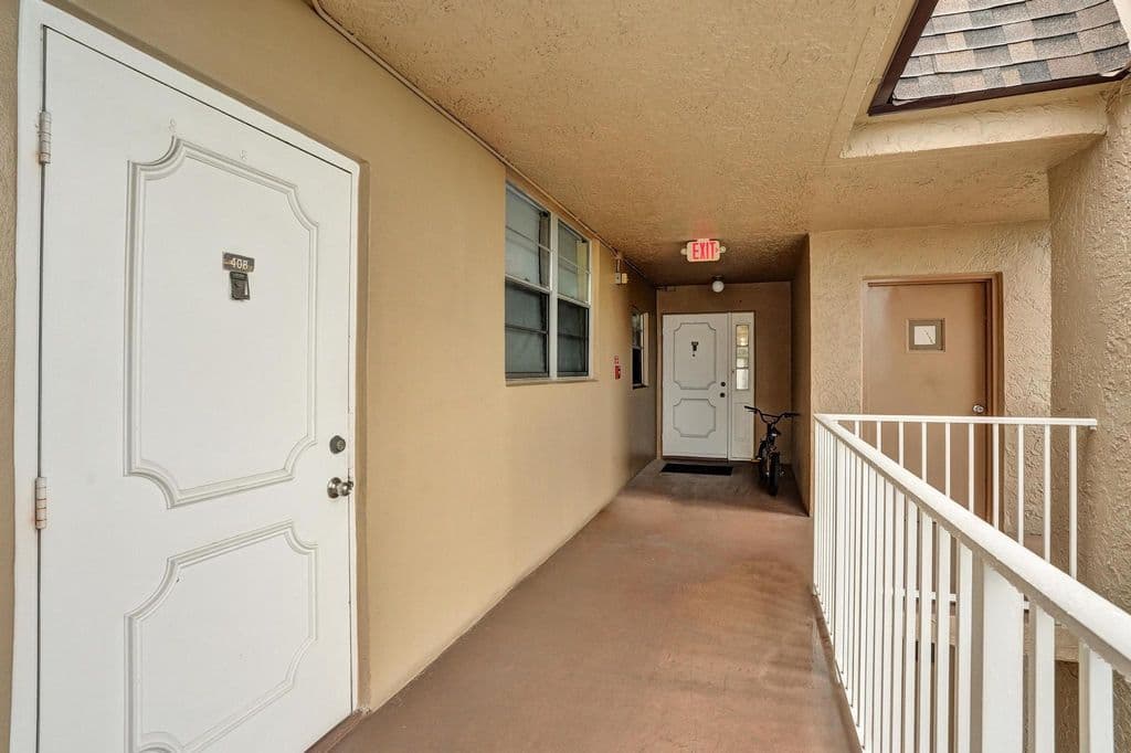 2+1 Condo — 9460 TANGERINE Place #408