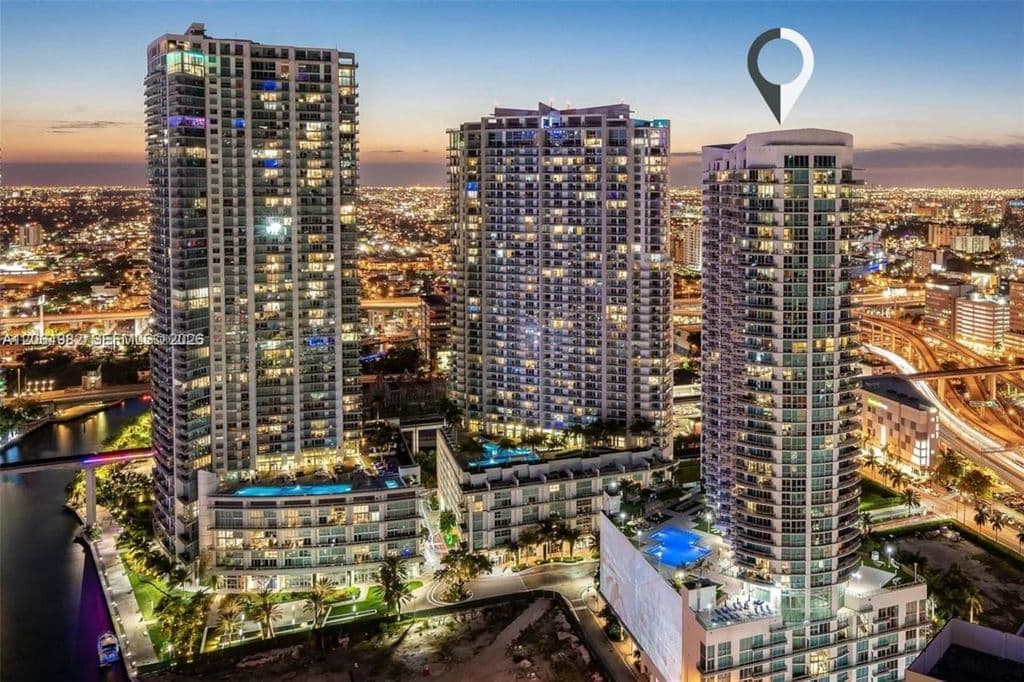 2-bedroom Condo — 350 S Miami Ave APT 2714