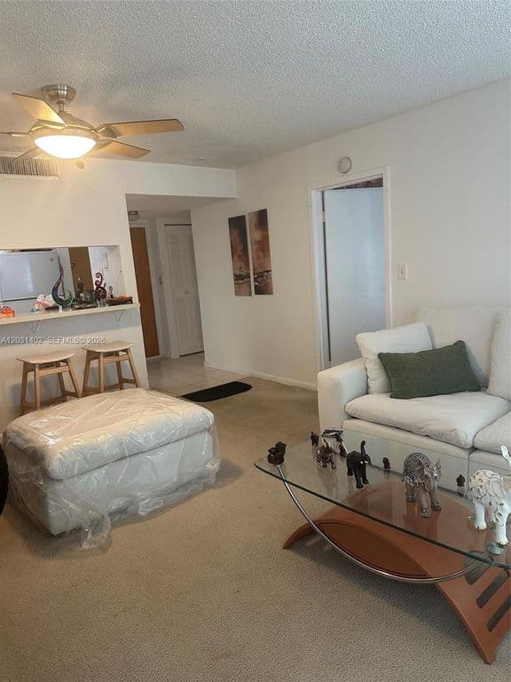 2-bedroom Condo — 7601 E Treasure Dr APT 610