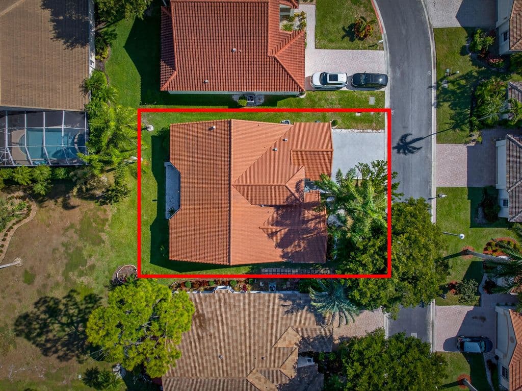 4-bedroom Single-Family Home — 113 Egret Circle