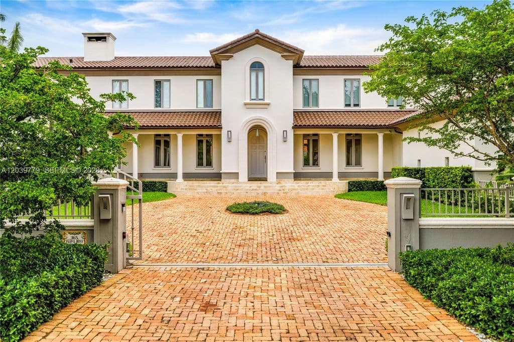 6-bedroom Single-Family Home — 165 Paloma Dr
