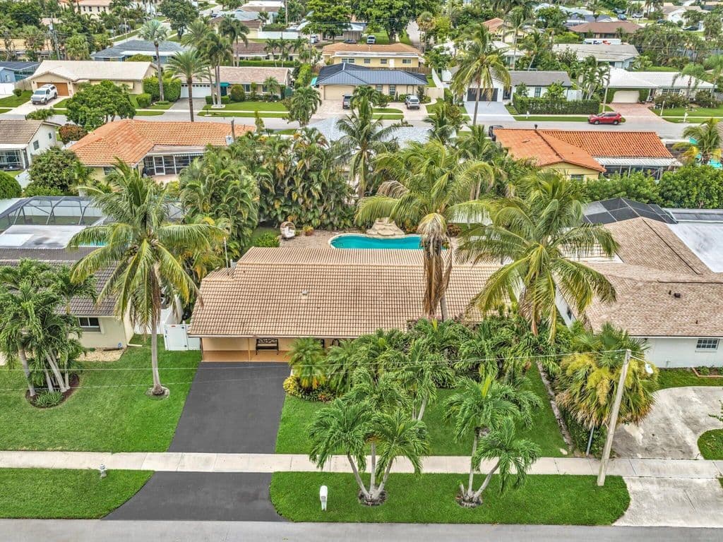 4-bedroom Single-Family Home — 11 FOREST HILLS Lane