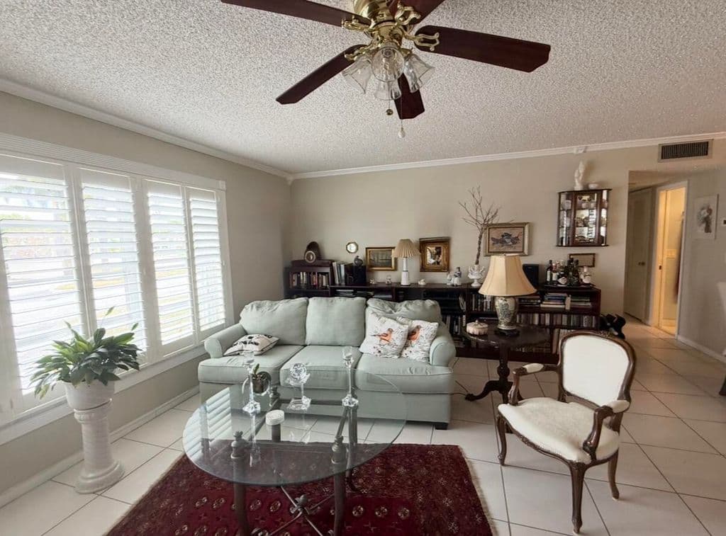 2+1 Condo — 100 Pine Point Drive #A