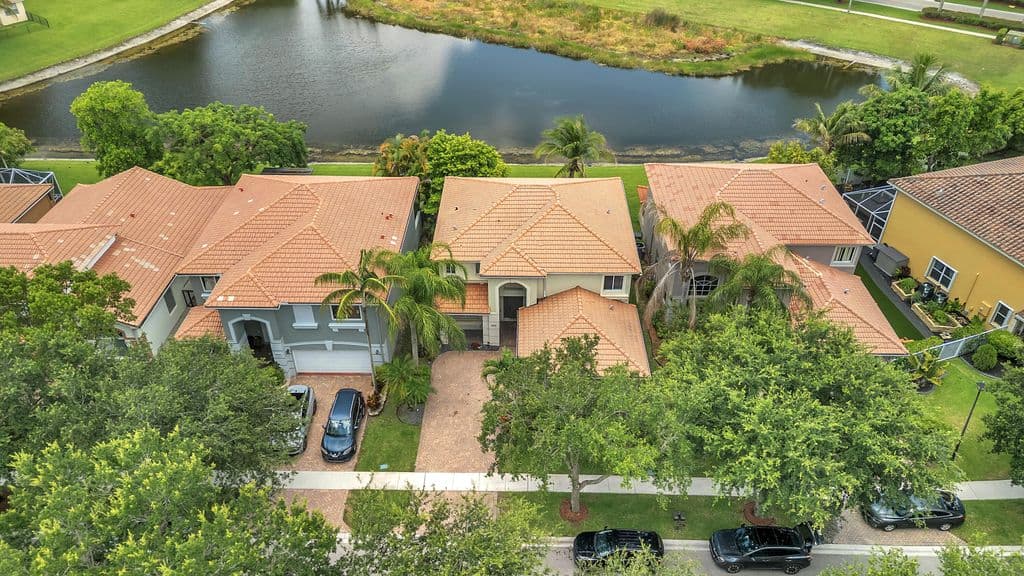 4-bedroom Single-Family Home — 726 Gazetta Way