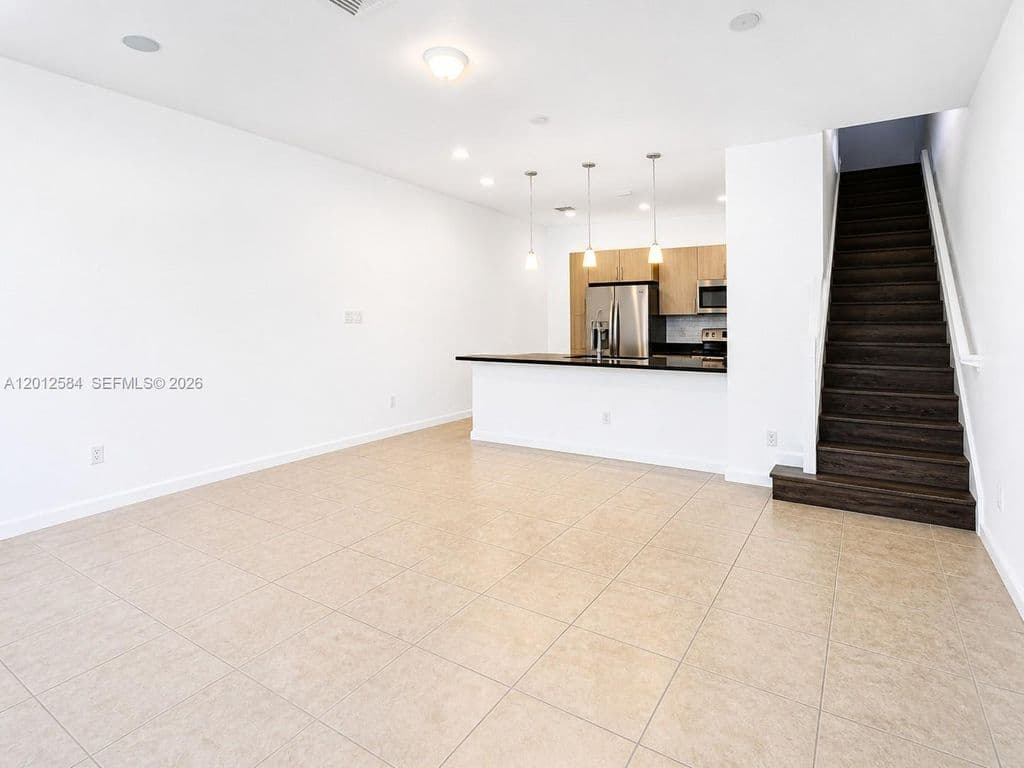 3-bedroom Property — 2574 SW 81st Ter #2564