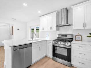 4+1 Müstakil ev — 3308 E El Vedado Court, West Palm Beach, 33405