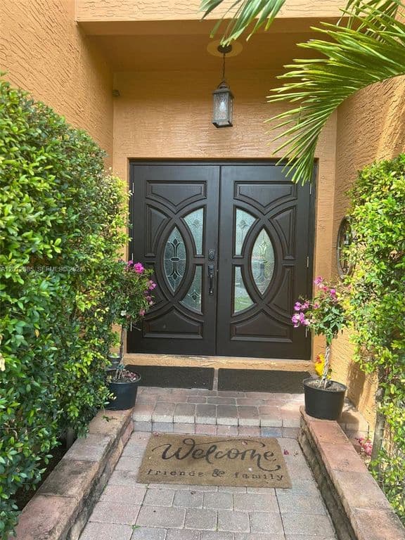 4-bedroom Single-Family Home — 2964 NE 42nd Ave