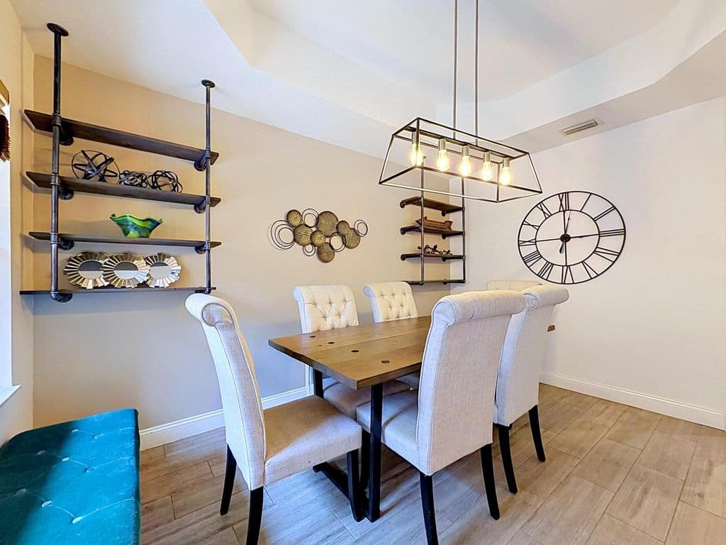 3-bedroom Property — 2154 Anchor Court