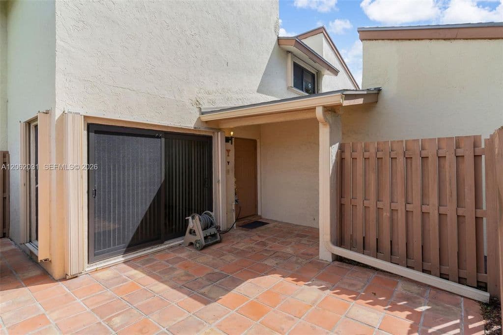 3-bedroom Condo — 11411 SW 109th Rd #50Y