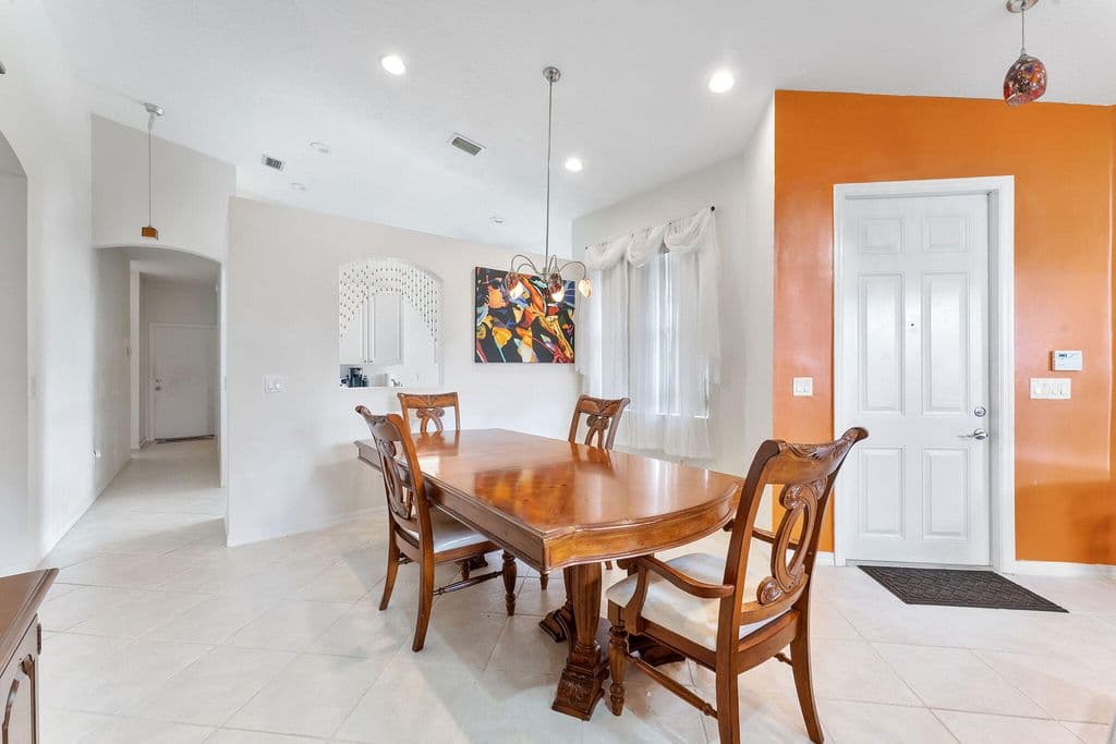3+1 Müstakil ev — 8541 Water Cay