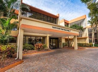 2-bedroom Condo — 16475 Golf Club Rd APT 307, Weston, 33326