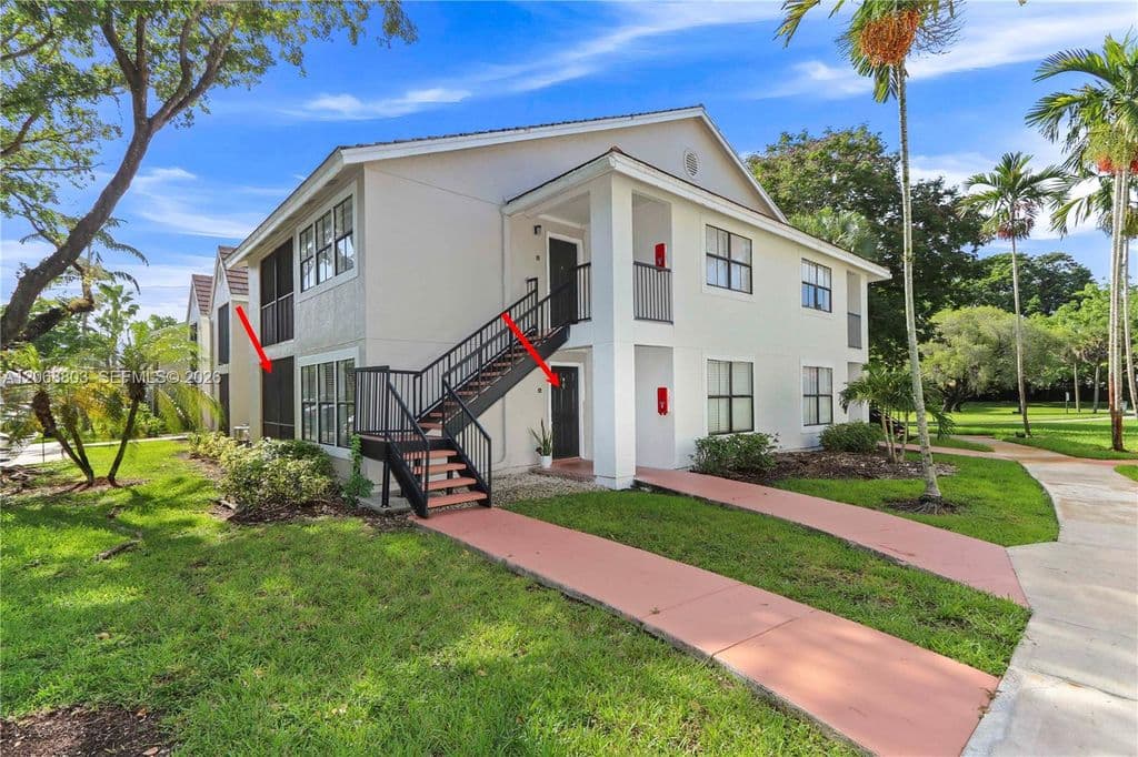 2+1 Condo — 15600 SW 106th Ln APT 1007